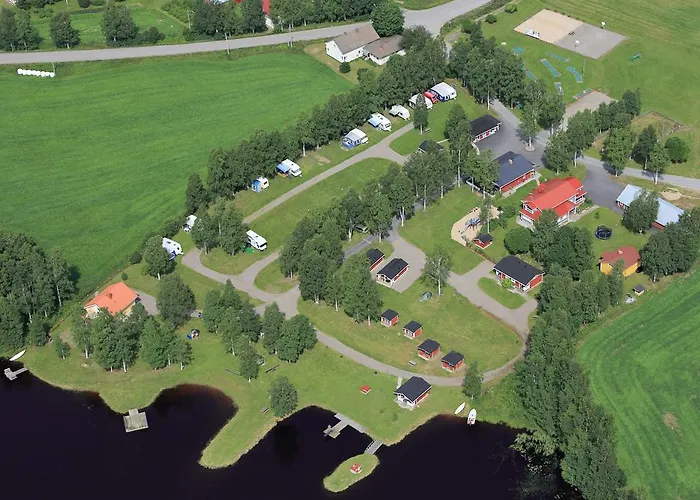 ホリデーパーク Tastulan Lomakylae 3*